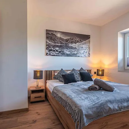 Apartamenty Tatrzanskie Wzgorze Poronin Exterior photo