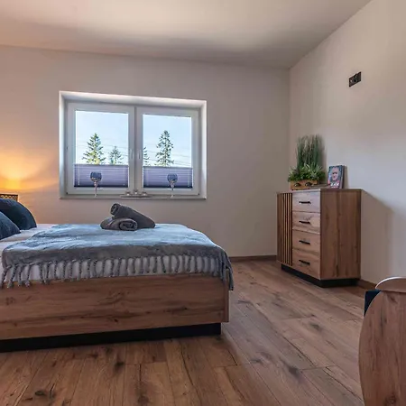Apartamenty Tatrzanskie Wzgorze Poronin Exterior photo