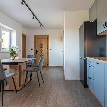 Apartamenty Tatrzanskie Wzgorze Poronin Exterior photo