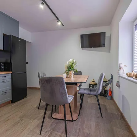 Apartamenty Tatrzanskie Wzgorze Poronin Exterior photo